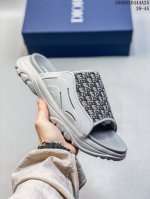 纯原Dior迪奥 Dioract 小羊皮 舒适百搭 静音一字拖鞋 广东纯原大厂出品 采用纯正小羊皮制作 定制五金辅料 全套包装 区别市面超纤普通货 外贸冲正版本