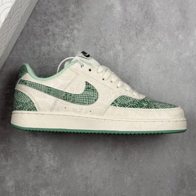 本地 核心私 Nike Court Vision Low 蛇年限定 白绿 低帮百搭透气休闲运动板鞋 经典耐用的设计 兼顾舒适脚感和出众风范，演绎匠心之作 结构性