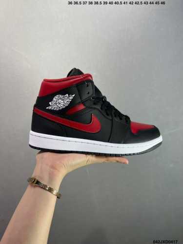 公司级Air Jordan Aj1 Mid 中帮 Dq84 01 终端优势供应 市面中低帮最具代表性版本没有之一 口碑大厂出品 品控大底版型不断改良更新 全套原