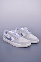 耐克Nike Sb Force 58 硫化杯底 传统篮球风格 原楦版型 Nike Sb Force 58 男 女滑板鞋采用包边设计 经久耐穿 硫化结构则有效提升