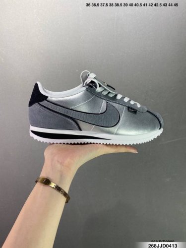 Nike Classic Cortez 耐克经典轻便舒适阿甘鞋休闲跑步鞋运动鞋 纯粹而执着的精神 使得Cortez种在了一代人的心里 无论是否喜欢它复古的鞋型