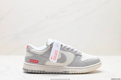 公司级nike Sb Dunk Low Supreme联名 纯原大厂出品 极力推荐 原装头层材料 独家版型蒸餾加工 帶來的是更好的视觉和脚感体验 大厂纯原品质出