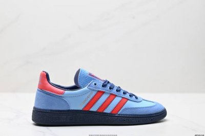 公司级Adidas Handball Spezial 官方正确版本阿迪达斯经典款 复古休闲板鞋全鞋采用反毛皮制作 牛筋耐磨大底 承载青春情怀的板鞋 经典三条杠装