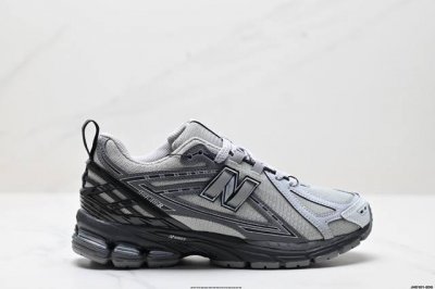 300 公司级New Balance M1906系列复古单品宝藏老爹鞋款 公司级版本复古元素叠加 质感超级棒 楦版型材料细节做工精细 作为Nb最经典的档案鞋型之