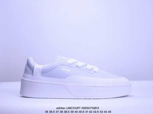 公司级adidas Labcourt 百搭休闲轻松舒适 耐磨透气低帮 板鞋 男女同款 鞋面使用了绒毛麂皮 ，鞋面和鞋底连接处使用了包边处理，看起来更加精致有型;