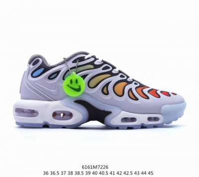 公司级耐克nike Air Maxplus Drift休闲气垫缓震跑步运动鞋 造型超讨喜！鞋面以帆布和织物材质包裹，保证了轻薄透气，更适合夏季穿着。鞋侧 鱼骨