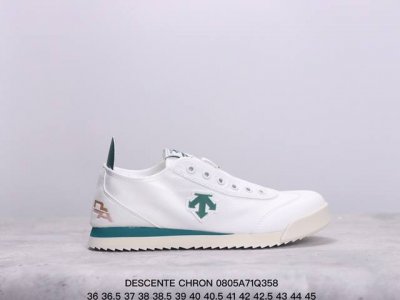 descente Chron 广东纯原大厂出品迪桑特复古运动一脚蹬帆布鞋透气休闲鞋 轻松方便的一脚蹬设计 搭配轻质弹性鞋底 脚感舒适 简洁的帆布鞋面设计适用于多