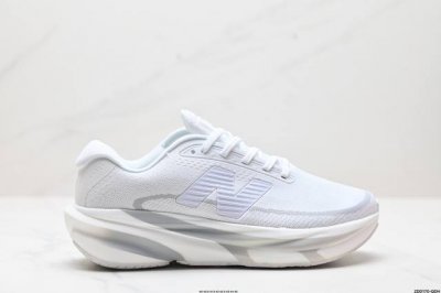 公司级新百伦new Balance Nb Fresh Foam Evoz V2舒适耐磨低帮跑步鞋 实拍首发受到fresh Foam1080舒适骑行的启发 Evo