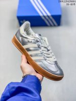 公司级Adidas Originals Gazelle Indoor 三叶草休闲防滑耐磨低帮板鞋 鞋头出色设计 塑就出众贴合感 稳固的后跟贴合足部曲线设计 软弹
