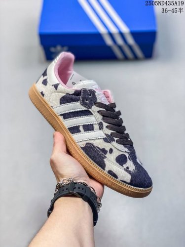 阿迪达斯 Adidas 2025年新款 新年红鞋子 三叶草 Gazelle Bold复古怀旧风厚底增高运动板鞋潮 阿迪达斯万年不败的人气鞋款Gazelle 以三