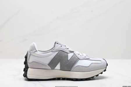 公司级new Balance Ms327 复古休闲运动慢跑鞋 以更纯粹的复古风格设计打造的全新造型 侧身还以解构设计 将 N 字标志以做旧压花样式呈现 官方货号 - 点击图像关闭