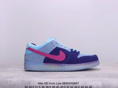 耐克nike Sb Dunk Low Sb 扣篮系列复古低帮休闲运动滑板板鞋。采用脚感柔软舒适zoomair气垫，有效吸 收滑板等极限运动在落地时带来的冲击力，