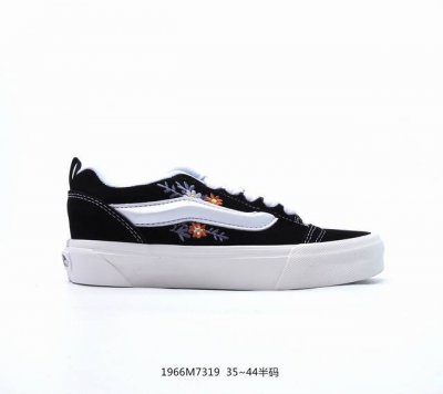Vans Knu-Skool Vr3 Lx 面包鞋 坎普尔 茱利安系列低帮复古硫化休闲运动板鞋“肥胖版大logo”海盐芝士蓝 货号：Vn0009Qcdnb 尺码