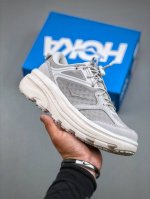 Hoka One One Bondi B3Ls联名运动鞋 货号 1155351 Cywh尺码 36-47 半