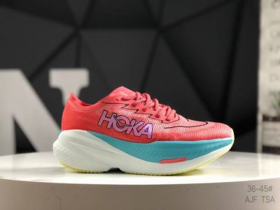 hoka One One Mach X 2 全新配色 低帮轻量户外越野休闲运动慢跑鞋这个品牌来自于新西兰的毛利语，Hoka表示大地，One One表示飞越，连起