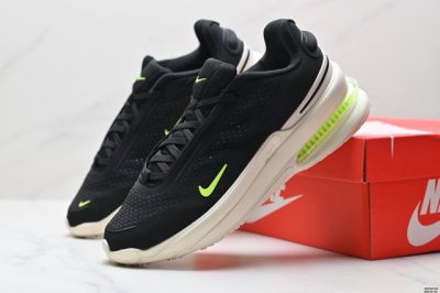 公司级 Nike Air Zoom Upturn 舒适防滑耐磨 耐克 低帮跑步鞋 织物鞋面，轻盈透气，后跟还有Air Zoom 气垫缓震配置， 穿起来脚感蛮舒服