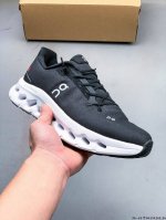 集图 On 昂跑Cloudtilt 轻量跑步鞋 24新款男女舒适缓震日常休闲运动鞋 0415126L26