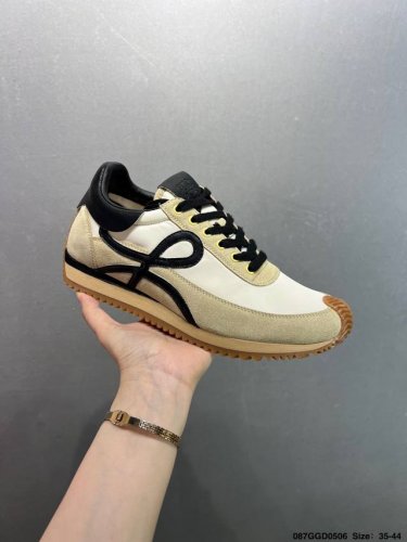 公司级罗意威 Loewe 2025 Ballet Runner 早春新款爆款芭蕾舞鞋 不对称鞋头造型 外贸出口订单 广东原厂 作为Loewe的标志性设计 超柔软