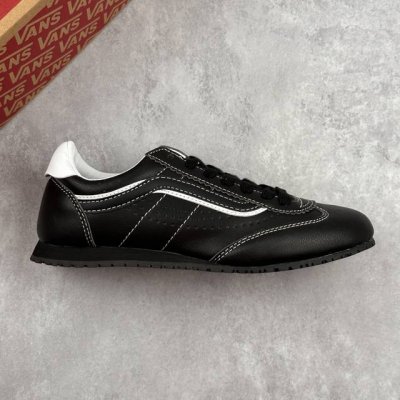 本地 核心私 Vans范斯新款Siper Lowpro低帮休闲鞋复古百搭板鞋 早春复古风，Vans薄底鞋来助力！春天已经悄悄来临，上海的阳光明媚得让人心情大好。
