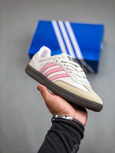 三叶草adidas Originals Samba Og桑巴舞系列绅士德训足球风百搭低帮休闲运动板鞋“皮革米白雾灰焦糖底”Ih2751尺码36-45 半
