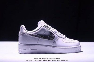 210 公司级Nike Air Force 1‘07 原楦头原纸板 打造纯正低帮空军版型 专注外贸渠道 全掌内置蜂窝气垫 原盒配件 原厂中底钢印、拉帮完美 货号