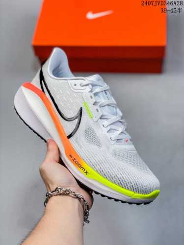 简介：公司级耐克 Nike Air Zoom Vomero 17 全新科技提前原鞋开发 充正版本 区别市面真标版本 必定是官方强力主推款式，真正的zoom缓震科
