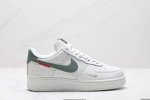 真标耐克nike Air Force 7 Lx空军一号低帮百搭休闲运动板鞋。柔软、弹性十足的缓震性能和出色的中底设计，横跨复古与现代的外型结合，造就出风靡全球三