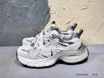 新品上市# Gg-Cc 赵露思同款休闲凉鞋 70119-3银色 #广东大厂出品 时髦Look轻松定格 不费力展现率性氛围 酷帅机能风不规则设计 大长腿既视感轻松