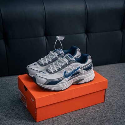 核心私 Nike Mns Initiator 耐克运动鞋男女款潮流时尚 原楦原纸版数据开发 货号：394055 101 尺码：36 37 37.5 38 38.