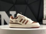 真标带半码 阿迪达斯 Adidas Adimatic 低帮百搭潮流休闲运动板鞋 以复古篮球鞋的外形为基础 采用皮革拼接 简约百搭 更加贴合舒适 中底内侧网格造型