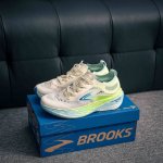核心私 brooks Hyperion Elite 4 pb 布鲁克斯龙卷风4 休闲透气缓震运动鞋 1000531D134 尺码 39 40 41 42 43