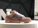 路易威登 Louis Vuitton Lv路易威登板鞋 乘风破浪的姐姐争先种草款,舒适透明底和百搭性霸屏整个时尚娱乐圈，正品1:1套楦复刻，细节调整完美主义！鞋