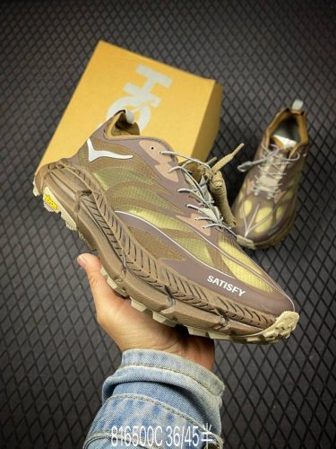 C 公司级Satisfy X Hoka M Mafate Speed 4全新配色 这个品牌来自于新西兰的毛利语，Hoka表示大地，One One表示飞越，连起来