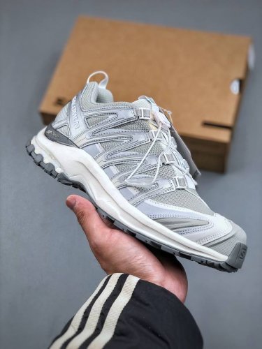 Salomon Xa Pro 3D La Yaute 萨洛蒙户外越野跑鞋477736 28 #鞋面采用sensifit贴合技术 全方位贴合包裹脚型 鞋跟部鞋底牵