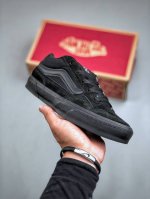 新版面包 全新模具 新版冲刀 Vans Caldrone 全黑 黑武士胖胖鞋 范斯官方新款 整体采用加厚设计增强穿着舒适感 网布拼接通气舒适 复古经典 尺码：3