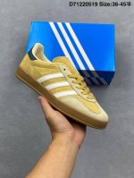 ad Gazelle Indoor Trainers 羚羊内训系列低帮复古百搭休闲运动德训风板鞋 Ji3523 90年代经典的复刻版 自60年代以足球训练鞋面世