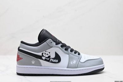 公司级air Jordan 1 Low Aj1乔1低帮休闲板鞋 同步官方配色 市场唯一独家头层皮打造 原鞋原档案开发 原厂皮料 原档冲孔鞋头 正确满胶鞋垫 四线