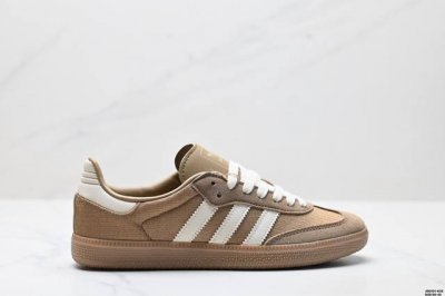 真标阿迪达斯三叶草Adidas Originals Samba Og 桑巴舞系列绅士德训足球风百搭低帮休闲运动板鞋 货号:Jq5141 尺码:36 36.5 3