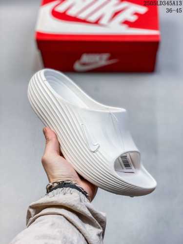 nike 耐克 男女鞋真标半码制，升级原数据工程力学开发，搭配一次发泡轻量回弹Reactx泡绵缓震鞋底,独立组合防滑纹路外底舒适与透气性并重！耐克Nike Re