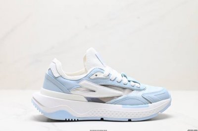 公司级fila斐乐 Pioniere 舒适时尚 合成革减震防滑 低帮休闲跑步鞋 货号:F12W423109Fbc 尺码:35.5 36 36.5 37.5 38