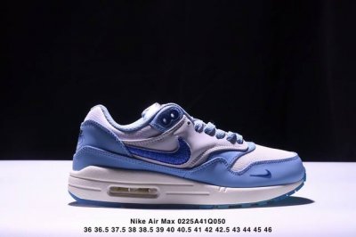 公司级Nike Air Max 1 耐克气垫 缓震 耐磨运动鞋 鞋身材质均选择皮革 织物 麂皮多种材质覆盖 保证质感的前提下 层次感也相当不错 带有开窗式 Ai