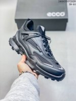330 k 230 L/Ecco/爱步官方健步系列网砂加头层皮 /休闲鞋 公司级品质 广东产 官网订制 精选进口材质 一比一开模 整体鞋面走线清晰精整 采用Ec