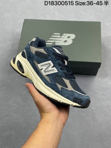 公司级New Balance 2010系列 新百伦 复古老爹风网布跑步休闲运动鞋 新百伦经典配色 沿袭了面世之初的经典科技 以Encap中底配以升级版 N-Er