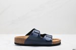 公司级Birkenstock勃肯拖鞋系列 凉拖鞋休闲沙滩凉鞋 牛皮绒面革软底双扣拖鞋 货号:051751 尺码:35-45 Id:Jed538-Fj D