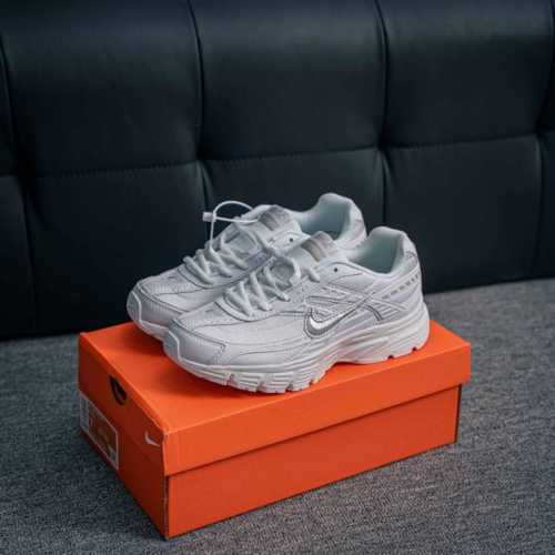 核心私 Nike Mns Initiator 耐克运动鞋男女款潮流时尚 原楦原纸版数据开发 货号：Fz9020 100 尺码：36 37 37.5 38 38.