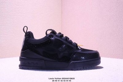 公司级全新Lv路易威登Louis Vuitton Trainer Sneaker Low休闲运动文化百搭板鞋 尺码:39-45 xm0524Q625