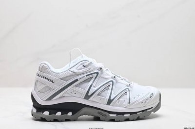 公司级Salomon Xt-Quest Adv Beige “ 萨洛蒙 探索者系列户外越野跑鞋 417589 32 鞋面采用Sensifit贴合技术 全方位贴合