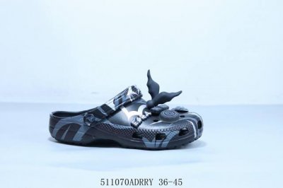 美国休闲鞋履品牌 卡骆驰联乘新晋国际知名鞋类设计师Salehe Bembury X Crocs pollex Clog peach 指纹式脊骨系列夏日沙滩室内外