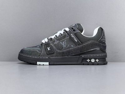 渠道优势 ！ 专柜版 驴牌 Lv Trainer 情侣限定系列 休闲 低帮 时尚板鞋 尺码 38 39 40 41 42 43 44 45 46男款 注：此款比