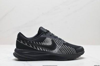 公司级Nike Air Defy Run 1 网面织物 缓震运动鞋 兼顾迅疾外观和稳固脚感 后跟覆面和中足动态支撑巧妙融合 缔造稳定顺畅的迈步体验 货号:Dr2